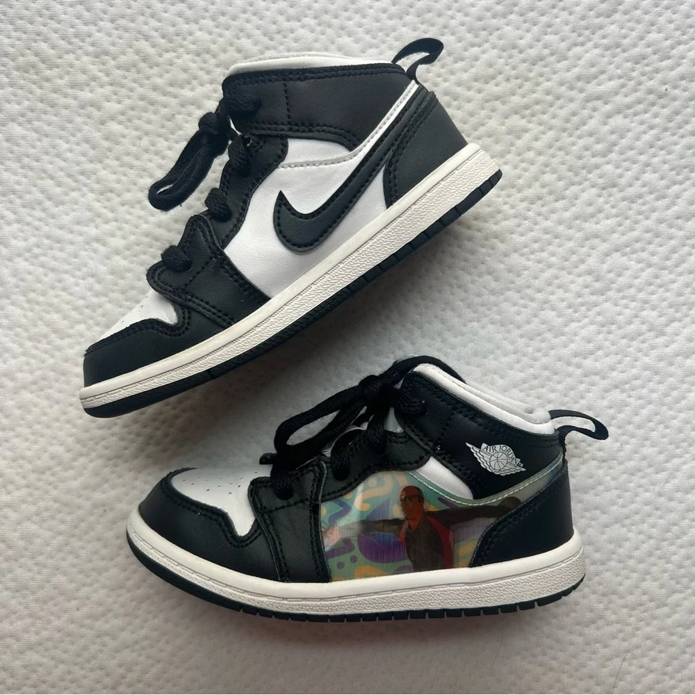 Air Jordan 1 Mid ‘Hologram’, Size 9C - Picture 6 of 10